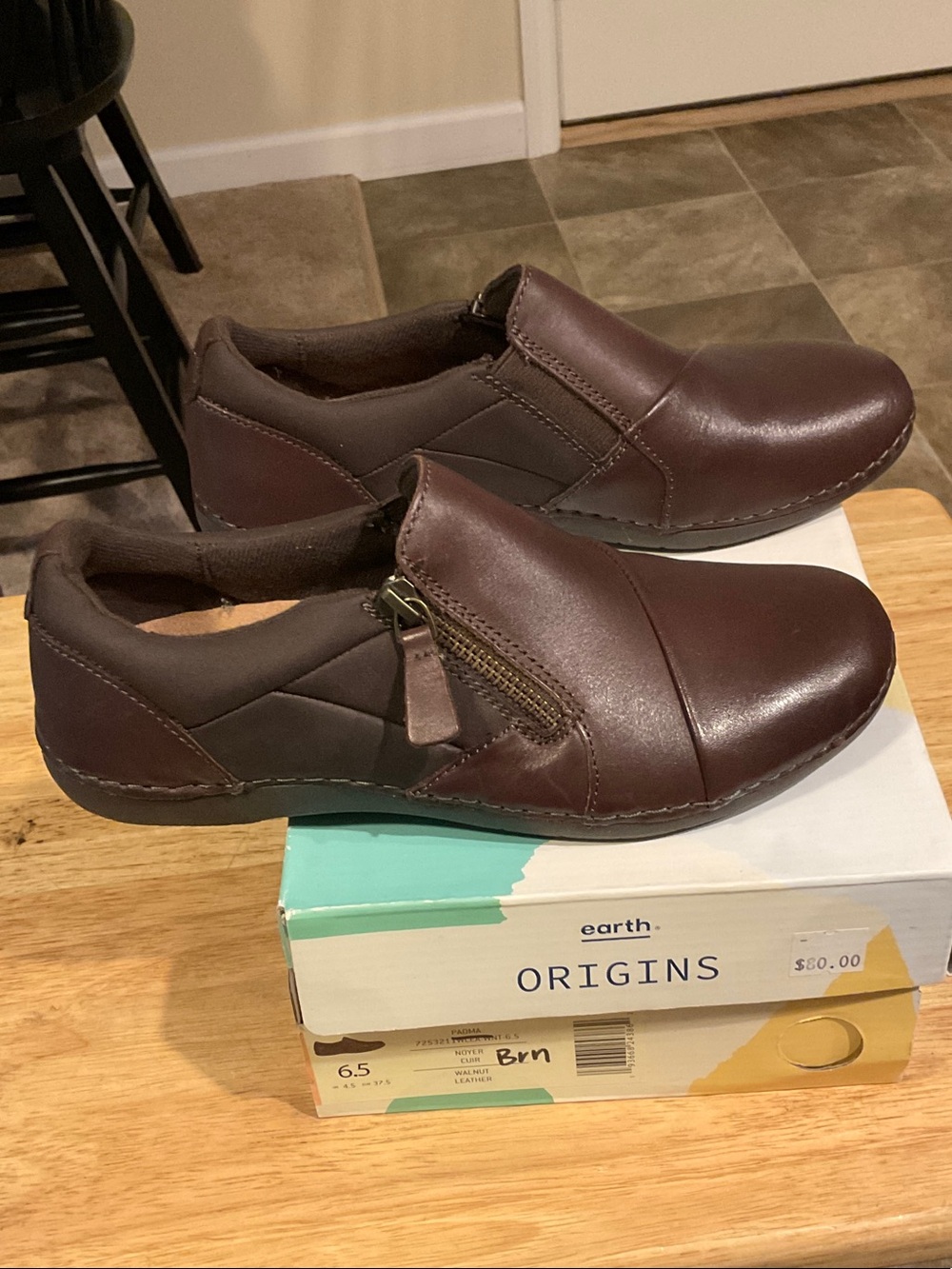 Earth Origins Padma Slip On Leather Shoes Side Zip Brown/Walnut Size 6.5 NEW